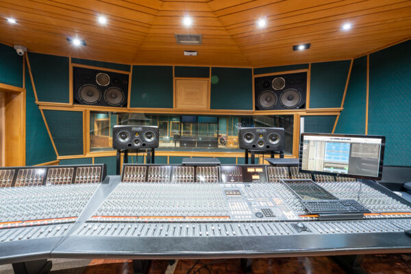 Recording Studio - Image 4